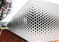 Metal perfurado arquitetónico para o protetor/fachadas do teto/construção/parede de cortina