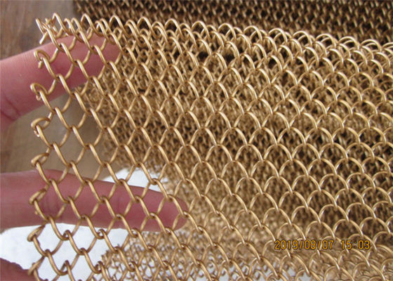 Da cortina decorativa da malha do metal da abertura da durabilidade malha de alumínio da bobina em dourado